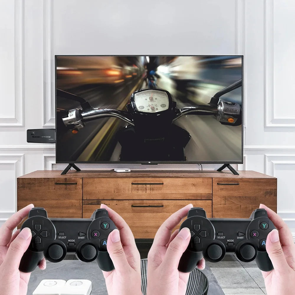 M8+64 Game Console Built-in 20000 + 64GB Two-person Wireless Controller 2.4G Stick 4K HD PS1 GBA Video Children's Christmas Gift